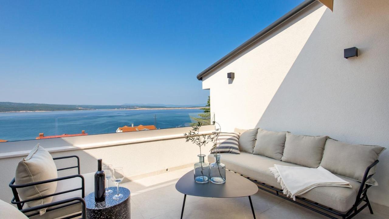 Apartments Villa Frankola With Swimming Pool ツリクヴェニツァ エクステリア 写真