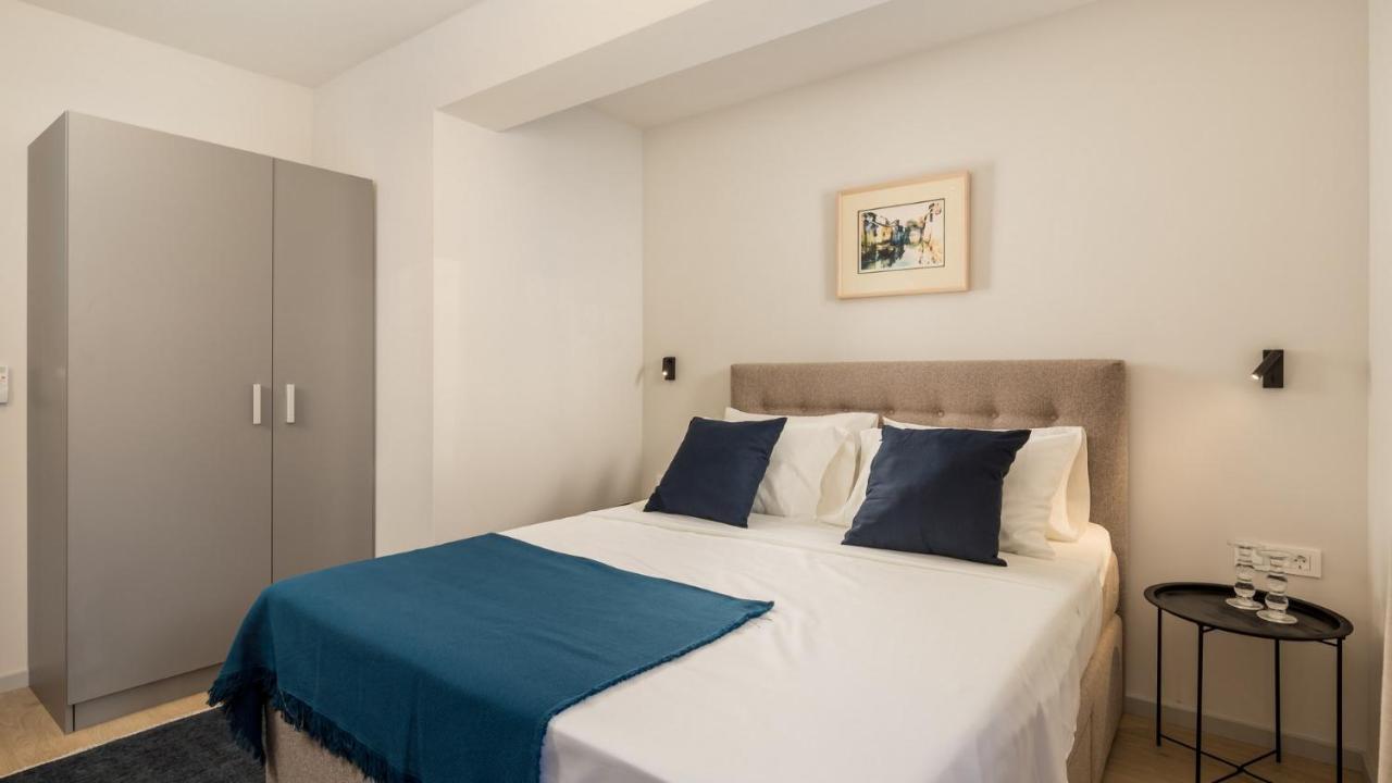 Apartments Villa Frankola With Swimming Pool ツリクヴェニツァ エクステリア 写真