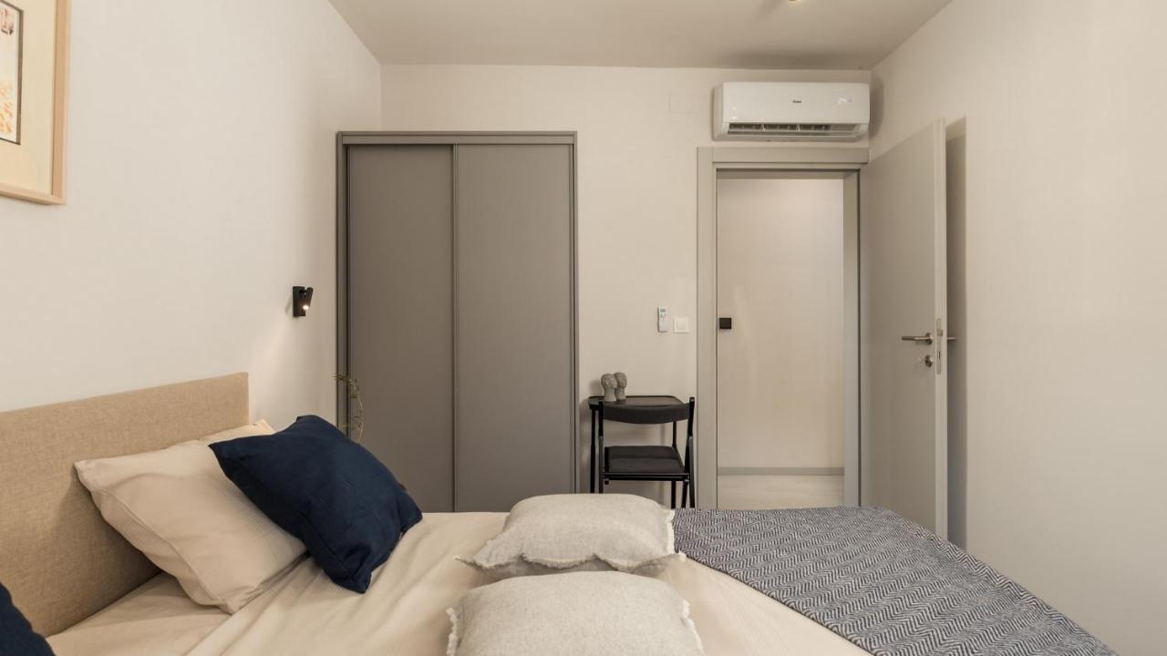 Apartments Villa Frankola With Swimming Pool ツリクヴェニツァ エクステリア 写真