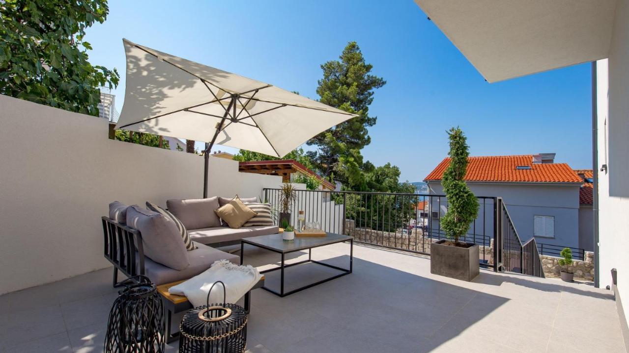 Apartments Villa Frankola With Swimming Pool ツリクヴェニツァ エクステリア 写真